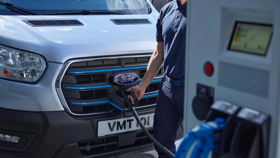 Geniet volledige laadondersteuning met Ford Pro Charging 