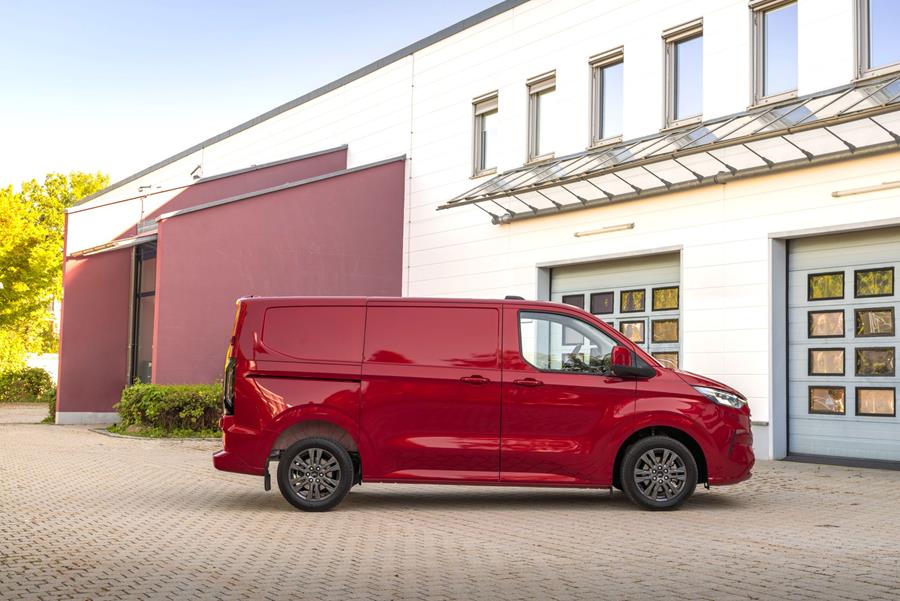 Rijtest Ford Transit Custom (150 pk diesel) 10