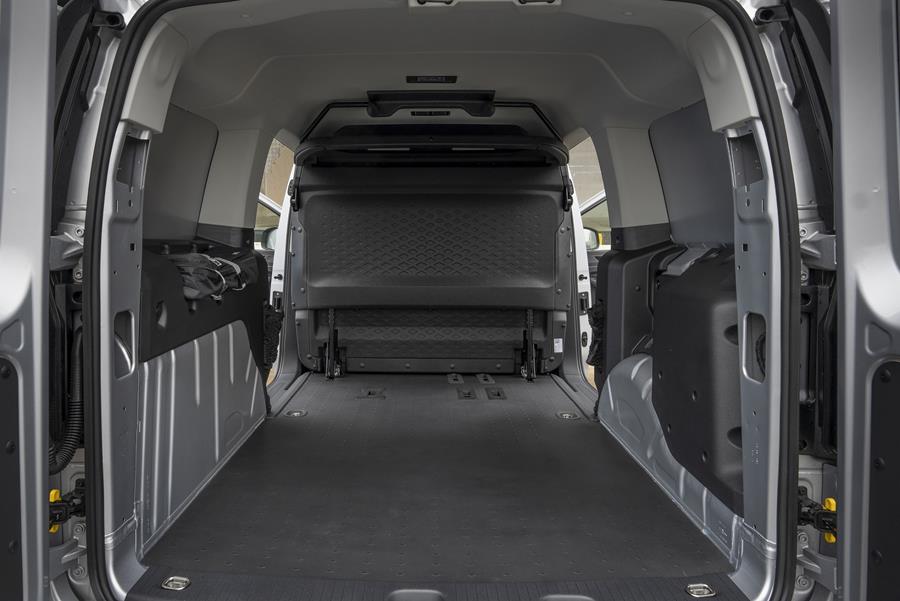 Transit_Custom_PHEV_MultiCab_019