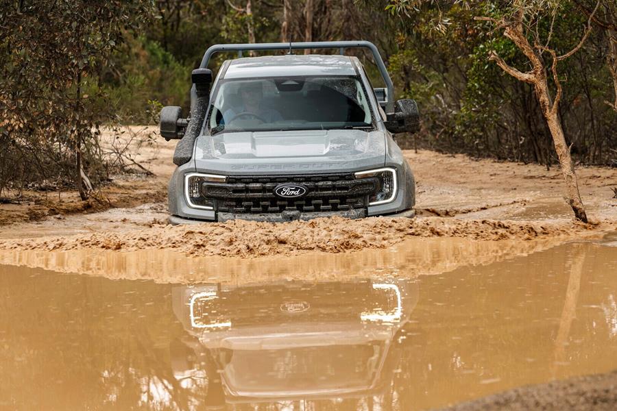 Ford testte de Ranger Super Duty onder extreme omstandigheden in de Australische outback en op gespecialiseerde testsites